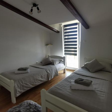 Apartment Katy Pula Exterior foto